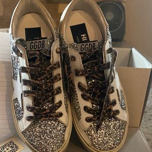 Authentic size 37 Golden Goose HiStars.